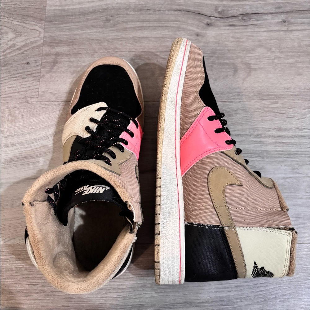 Nike Women's Multicolor Sneakers